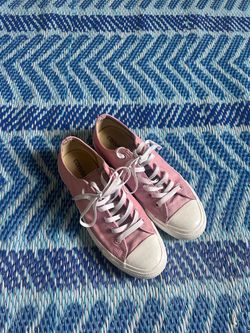 Custom Pink Converse sneakers #converse #tennis