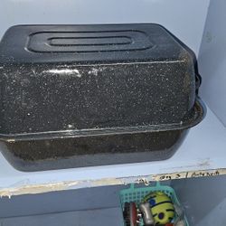 Large Pan For Oven For A Roast Turkey Or Chicken