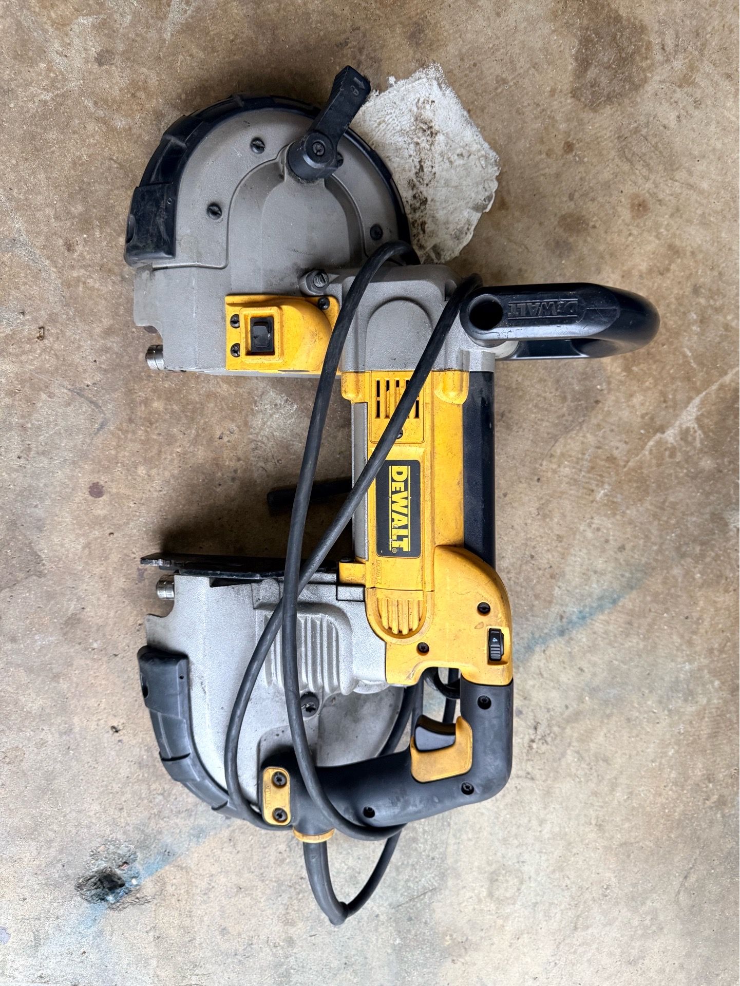 Dewalt Portable Band Saw, Deep Cut, 10 Amp, 5-Inch