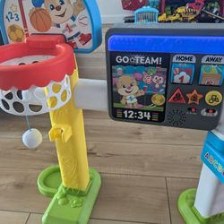 Fisherprice Laugh and Learn 4 In 1 Playset $15