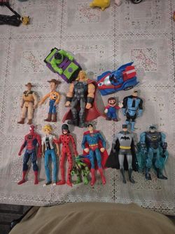 Superheroes Figuras para niños. (14 Figuras)