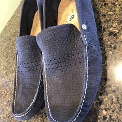 UGG Men’s Size 9 Moccasin Navy Suede Leather Slip On Moccasin
