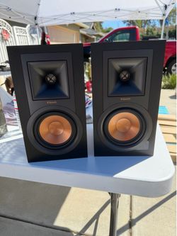 *Mint* Klipsch R-15PM Professional Studio Monitors