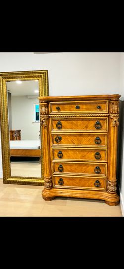 Bedroom Furniture set