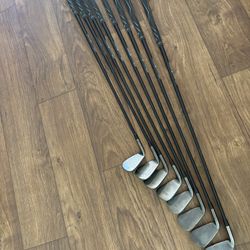 Callaway Apex Smoke Cavity Back Irons 3-P