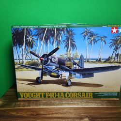 Model Plane Vought F4U-A1 Corsair New