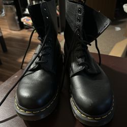 doc marten boots