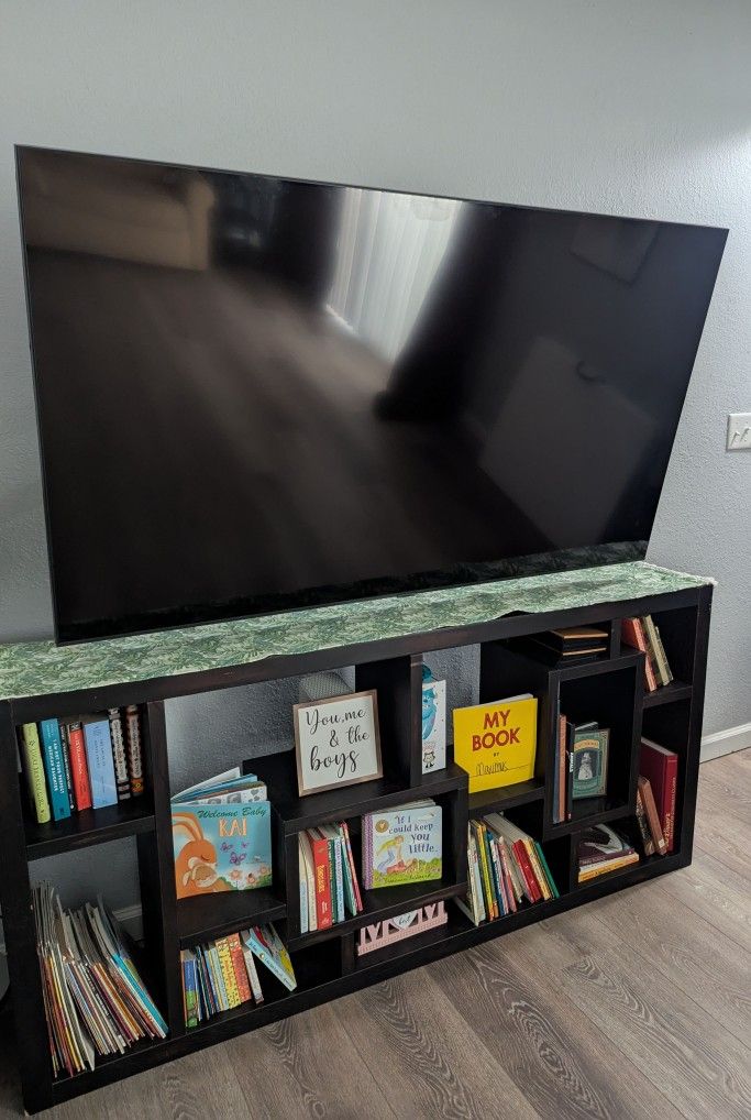 65 Samsung Crystal TV
