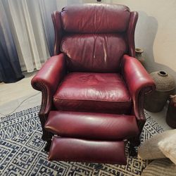 Burgundy Leather 2 Armchair.  Really In Good Shape