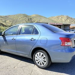 Toyota Yaris 2007 Blue Sedan 