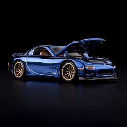 Hot Wheels RLC Exclusive 1993 Mazda RX-7 R1 Red Line Club Exclusive 