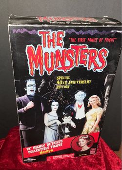 The Munsters 40th Anniversary Marilyn 12” figure majestic studios 2004
