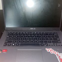 ASUS VIVOBOOK 14’in 