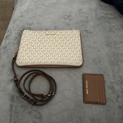 Michael Kors Purse With Card Wallet 