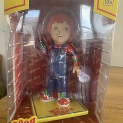 Culturefly Chucky Deluxe Vinyl Figure