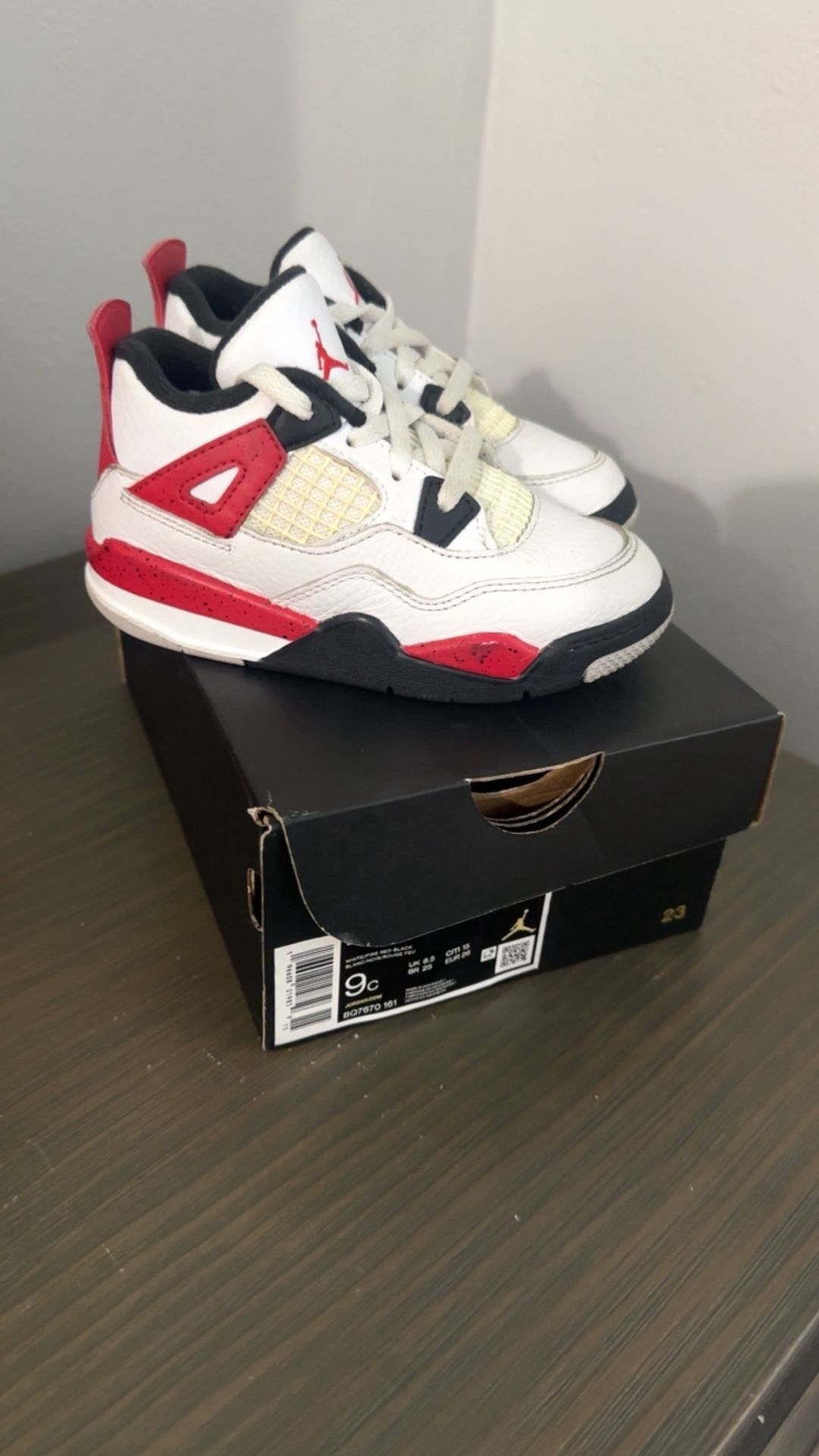 Jordan Retro 4