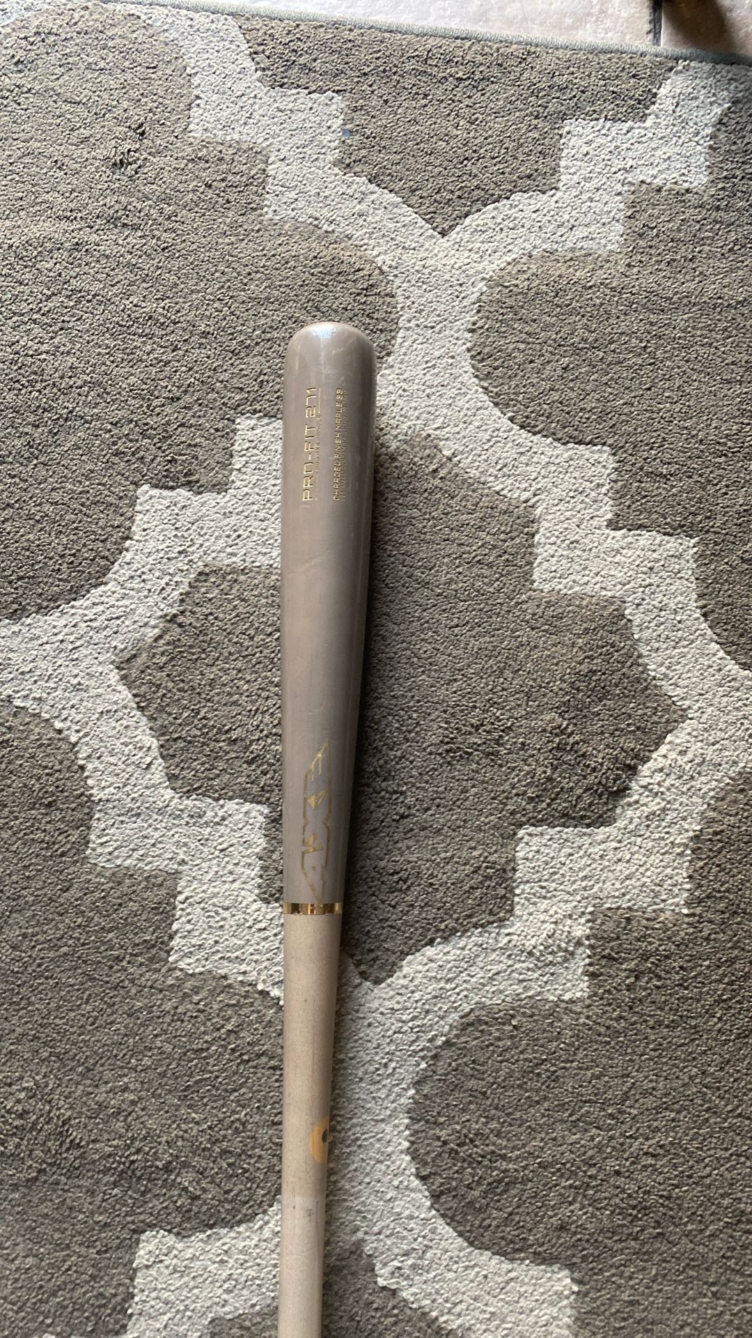 AXE wooden Baseball Bat Size 33”