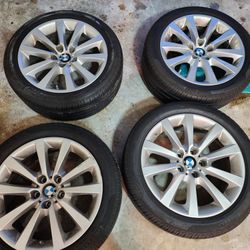 Set Of 4 BMW 18" Rims And Pirelli Tires. 