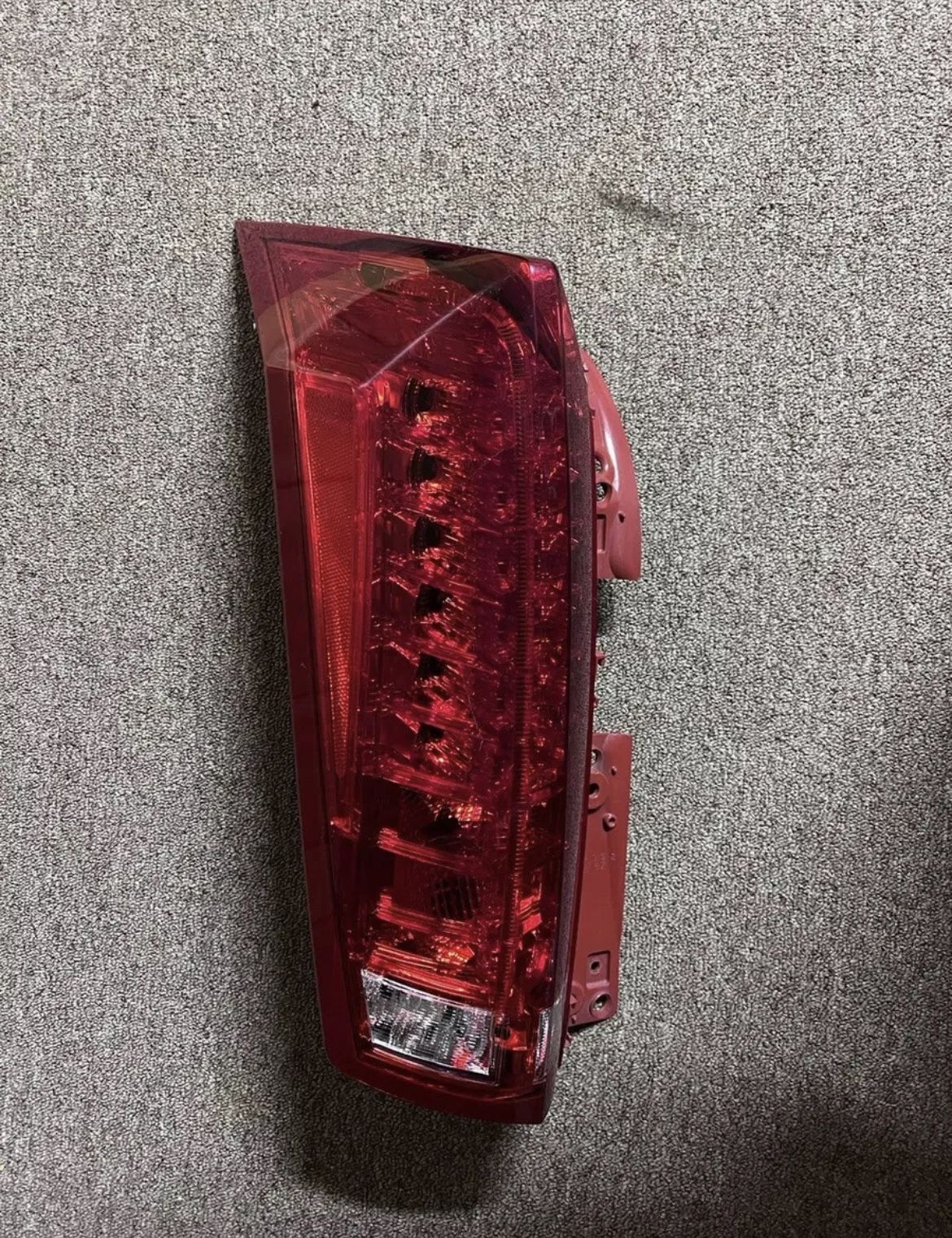 2013 Cadillac SRX Driver Side Tail Light.