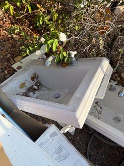 Free sinks