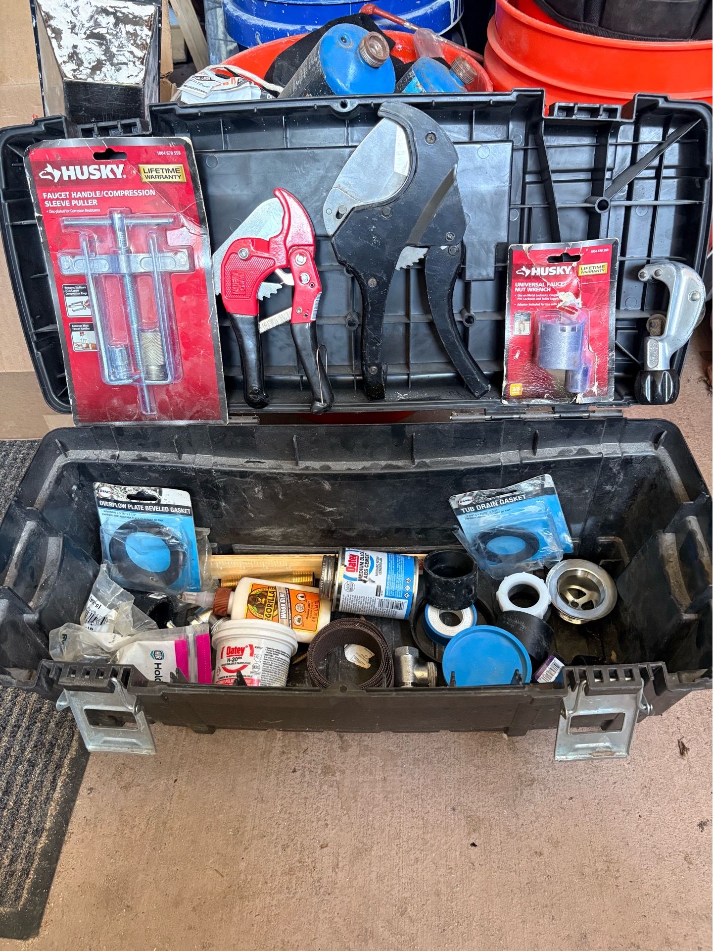 Husky tool box