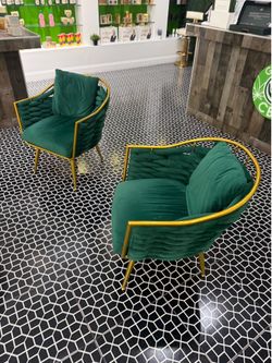 Velvet Lounge Chair