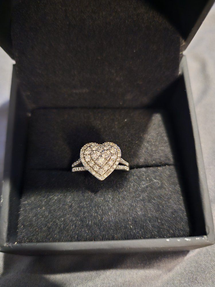 Kay Jewelers Heart Ring Sz 7