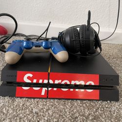 PS4 