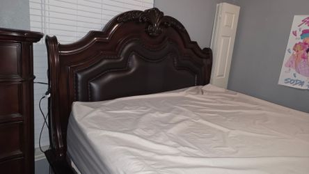 Cal King size bed frame (Only)