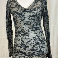 Cure Burnout Layering V-Neck Top Gray Black Long Sleeve, L