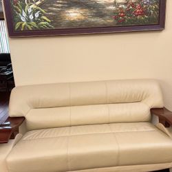 couches set (comes in set of three)
