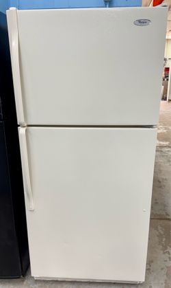 Bisque Whirlpool 18 Cu Ft Refrigerator