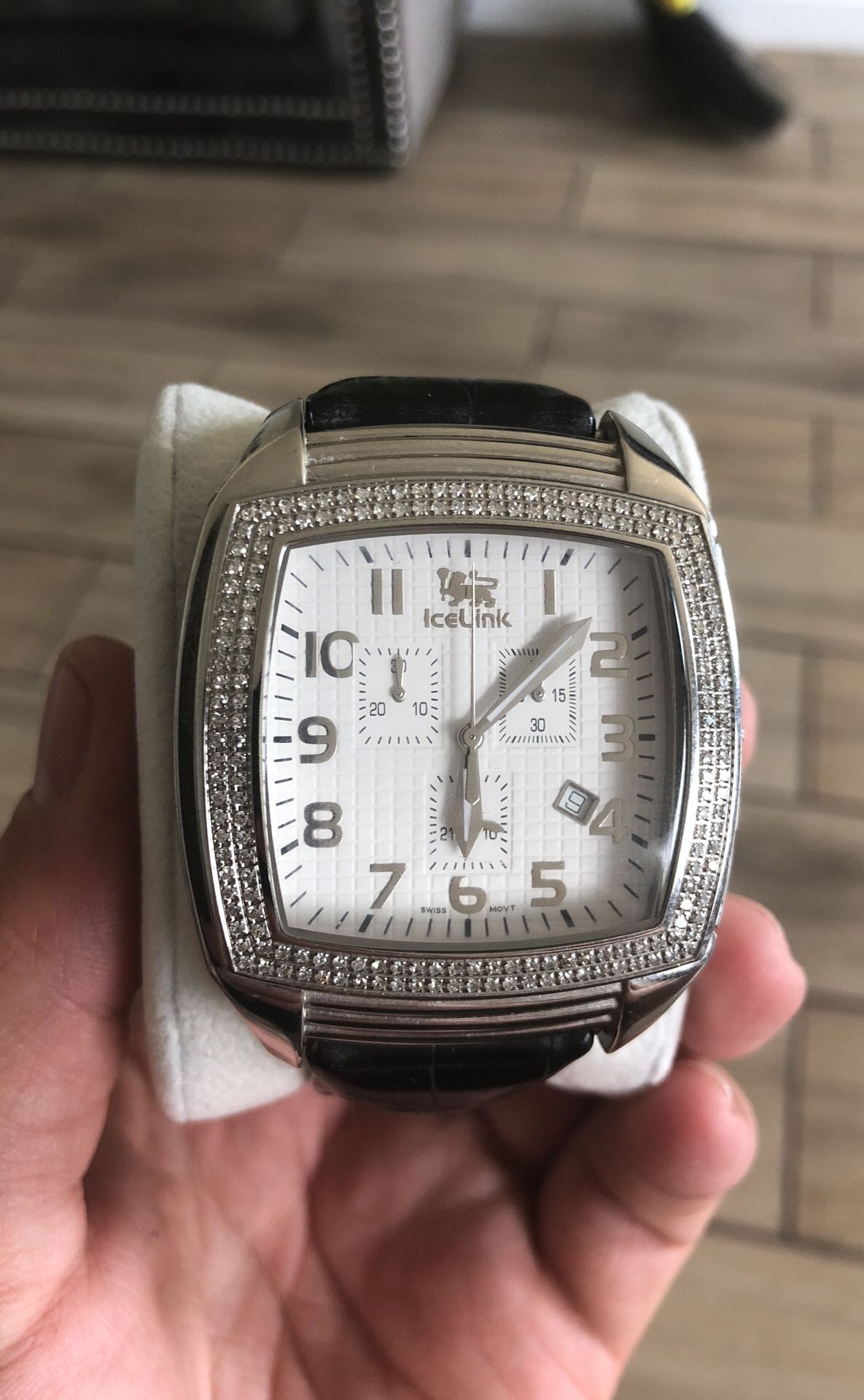 Icelink watch