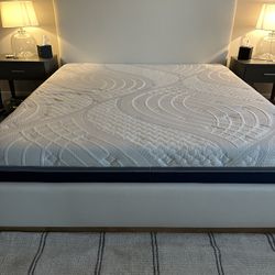 King Size Memory Foam Medium Firm Mattress 14”