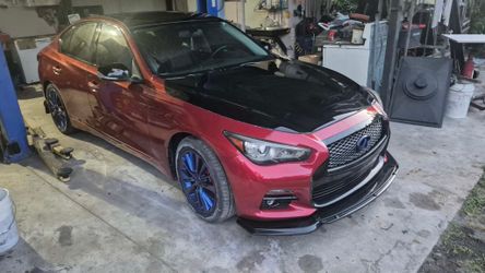 Infiniti Q50 Sedan Custom Two-Tone