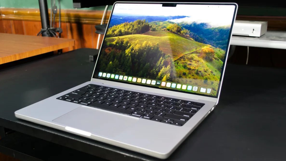MacBook Pro Deal of the Year – Apple Macbook M3 Pro Chip 14 inch for ...