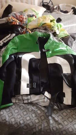 Motorcycle jacket