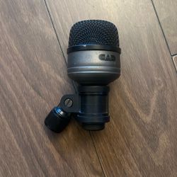 CAD Audio Bass Kick Drum Set Microphone Mic Dynamic Also for Bass Guitar Cabinets