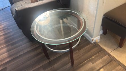 Round coffee table, red oak wood with glass