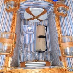 vintage picnic basket