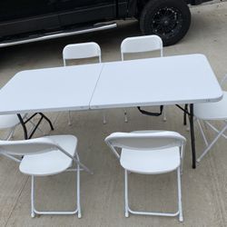 Se Rentan Sillas Y Mesas