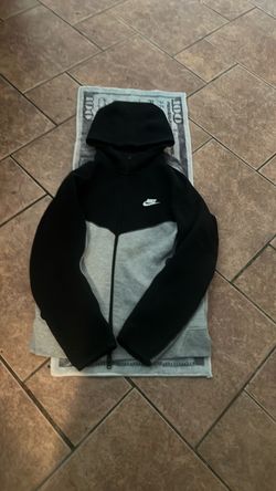 nike tech