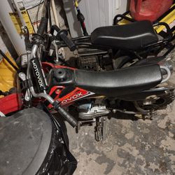 Lots Of Mini Bikes And Others For Low Prices 