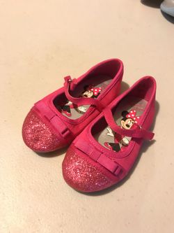 Toddler 5.5 Minnie Mouse shoes