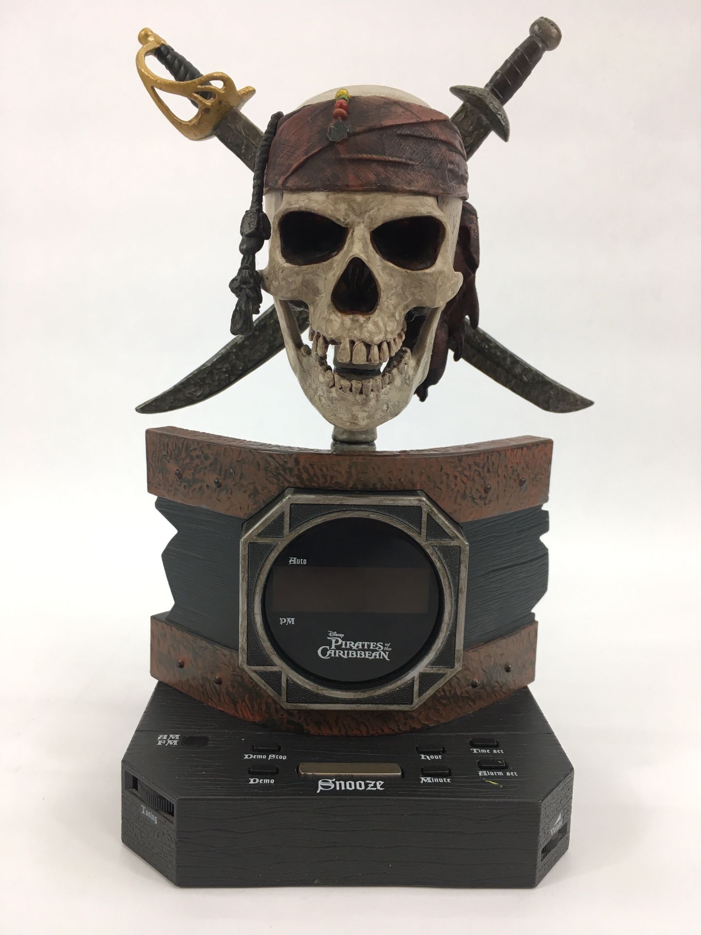 10” Disney Original Pirates of The Carribean Animated Alarm Clock Radio