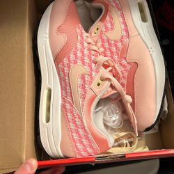Air Max 1 PRM New Size 9
