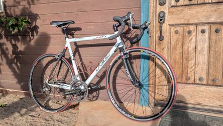 Felt F35 bicycle in excellent condition 58cm bike aluminum & carbon
