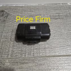 RECHARABLE BATTERIES FOR XBOX ONE CONTROLLERS, FIRM PRICE, READ DESCRIPTION FOR DETAILS