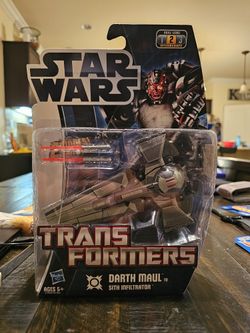 Hasbro Star Wars /transformers Darth Maul Sith Infiltrator 2012