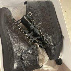 Authentic Balenciaga Leather Men Sneaker